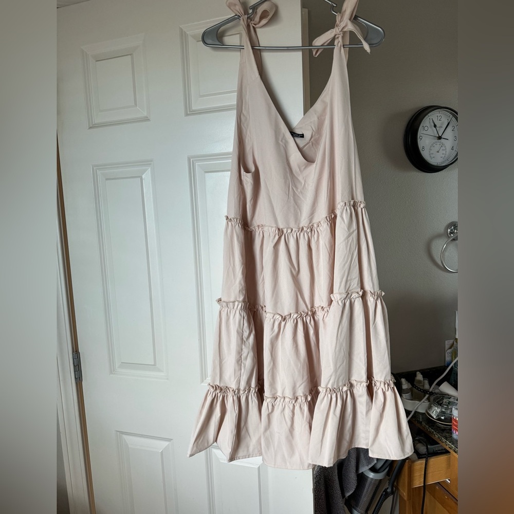 Women’s dress size 8-10